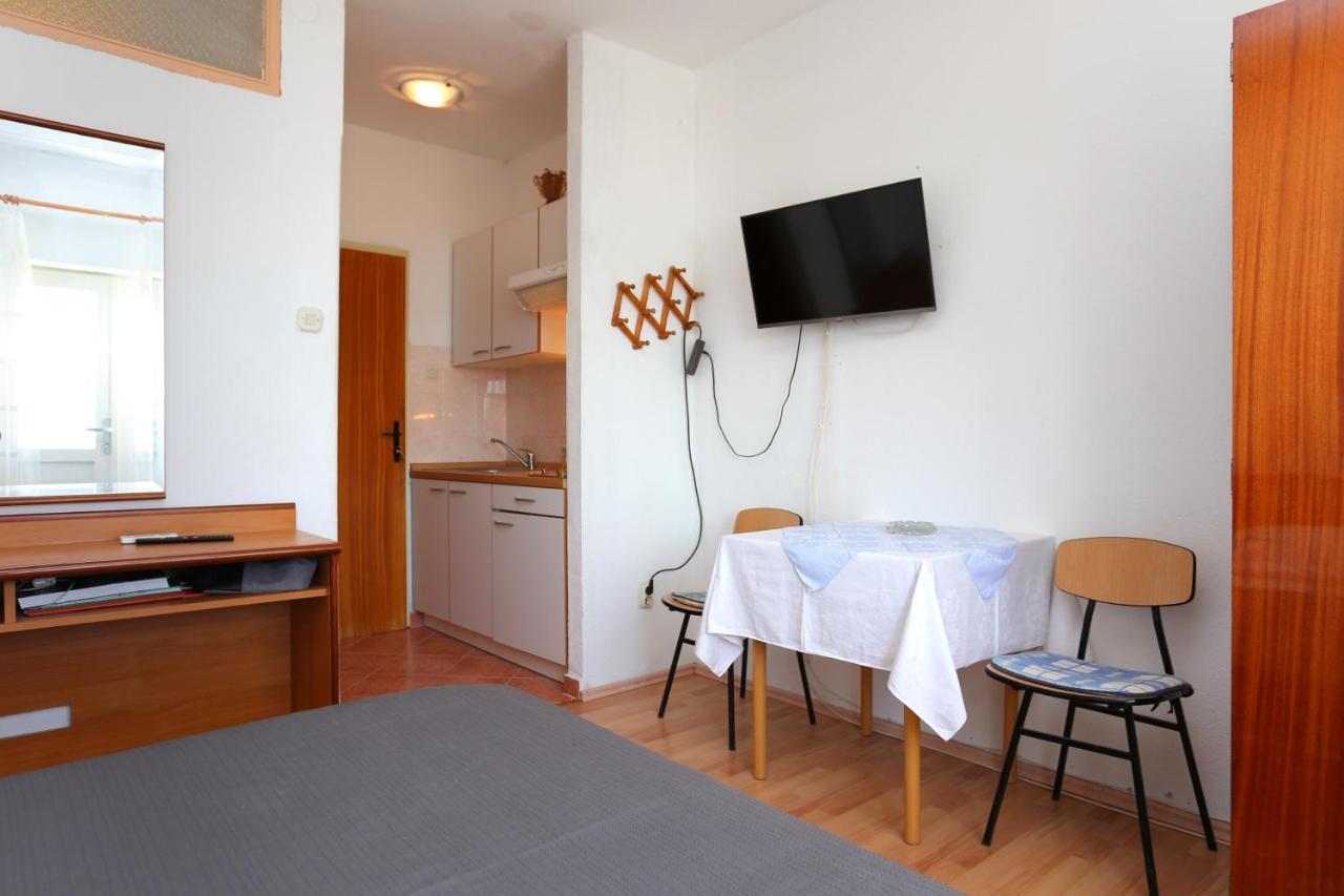 Apartments By The Sea Igrane, Makarska - 311 Exterior photo