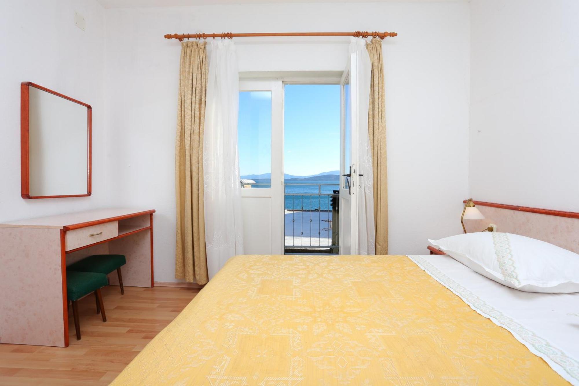 Apartments By The Sea Igrane, Makarska - 311 Room photo